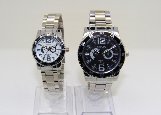 日本 movt の水晶は SR626SW 電池が付いている腕時計によって置かれる日本水晶腕時計をつなぎます
